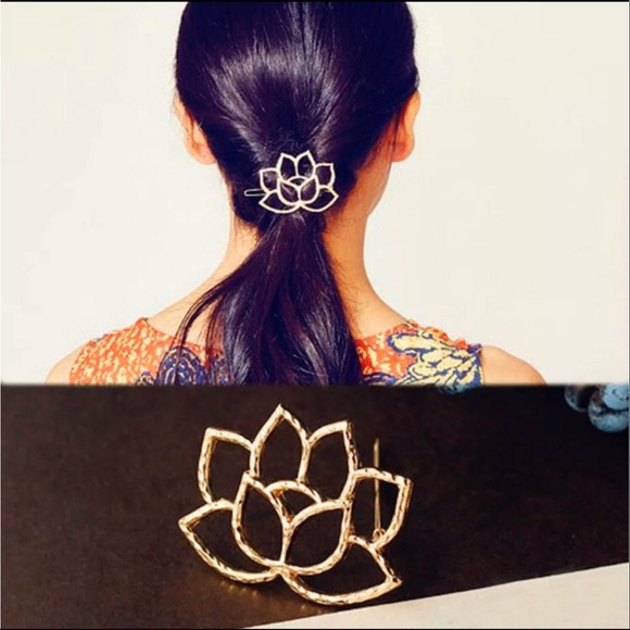 2 pcs Gold lotus flower hairpins - Picture 3 of 4